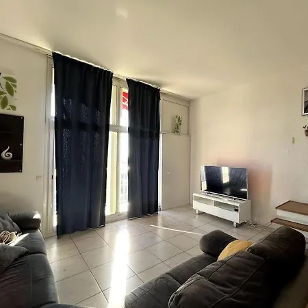 Duplex : Dernier Etage Avec Balcon Appartement Le Mée-sur-Seine Buitenkant foto