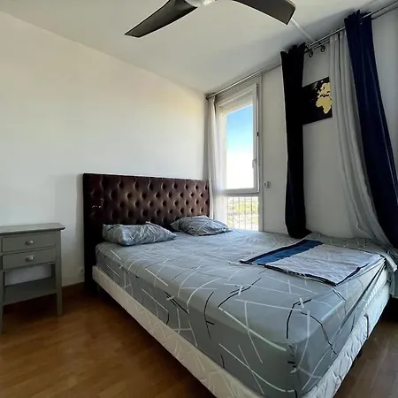 Duplex : Dernier Etage Avec Balcon Appartement Le Mée-sur-Seine Buitenkant foto